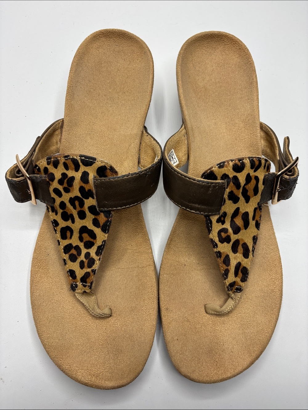 Vionic Alanis Womens Toe-Post Wedge Sandal Tan Leopard - 11 Medium